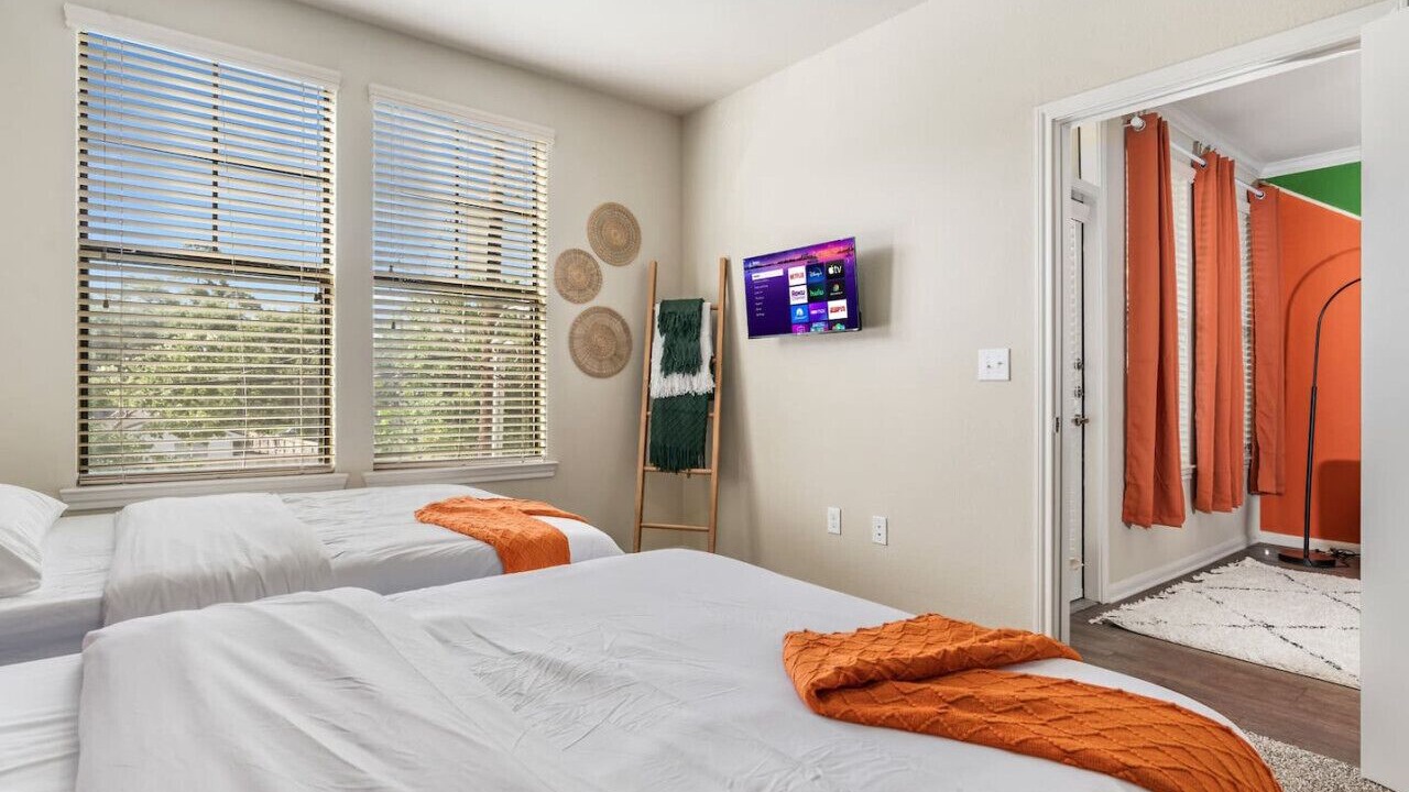 Photo of Bedroom in Lazybrook/Timbergrove