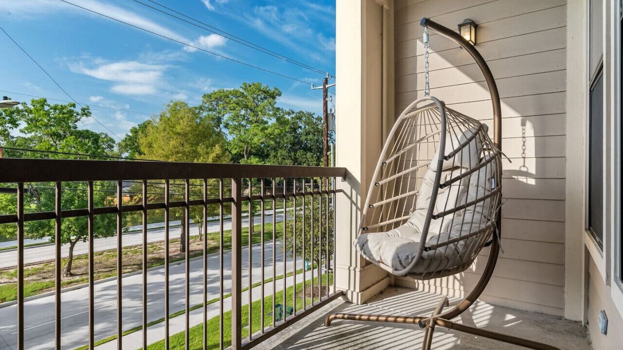 Photo of Patio Balcony in Lazybrook/Timbergrove