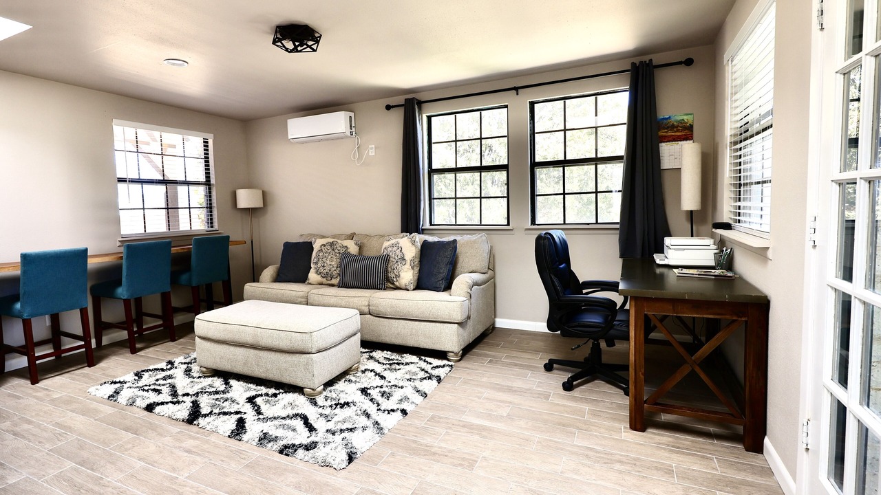 Photo of Livingroom in Mesilla Park