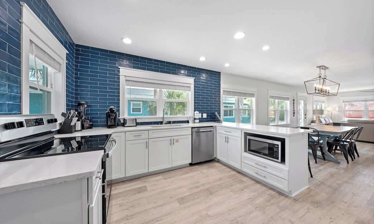 Photo of Kitchen in Kiska Beach