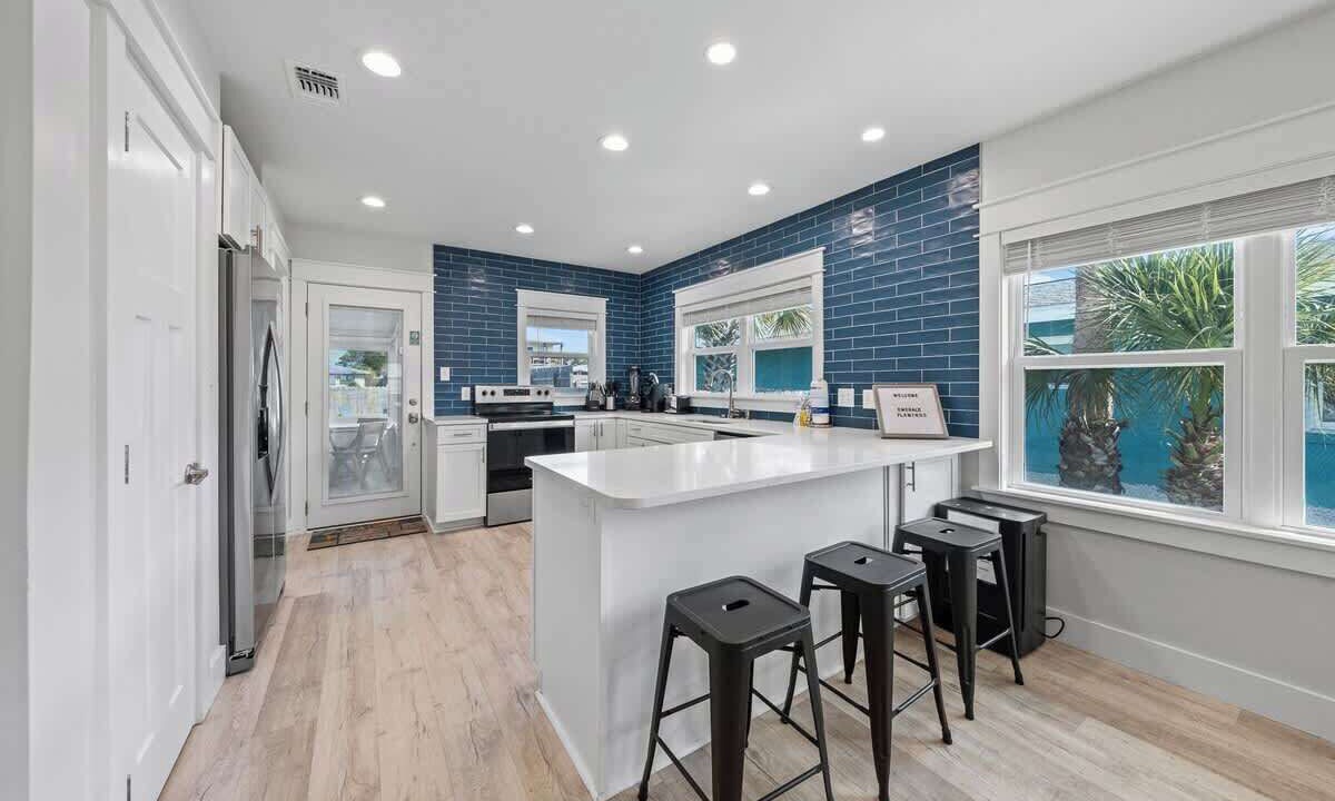 Photo of Kitchen in Kiska Beach