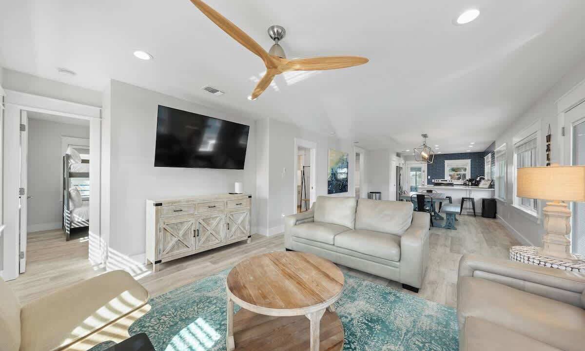Photo of Livingroom in Kiska Beach