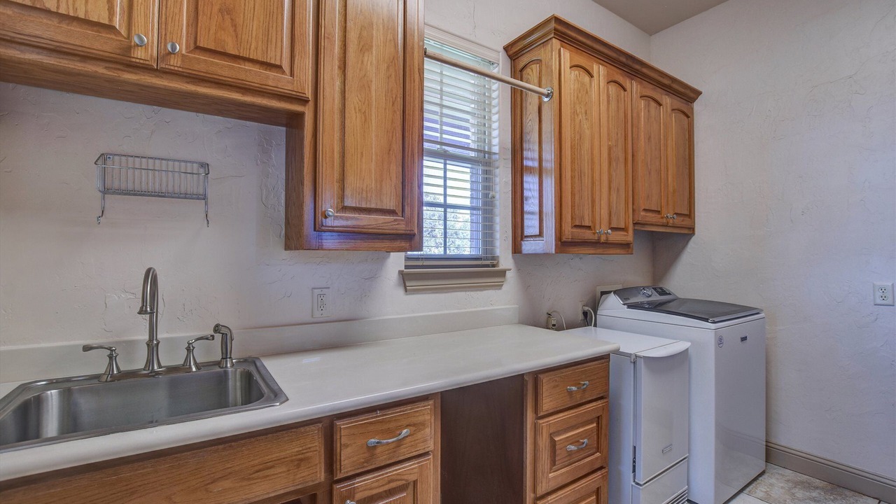Photo of Bedroom in Rochelle