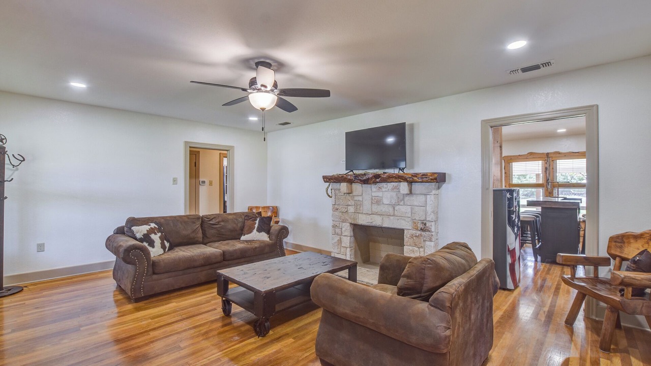 Photo of Bedroom in Rochelle