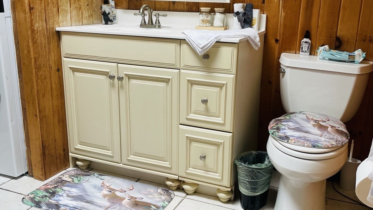 Photo of Bathroom in Sparrow Bush