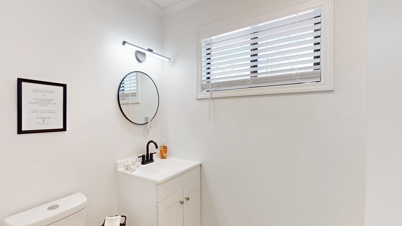 Photo of Bathroom in Murphy