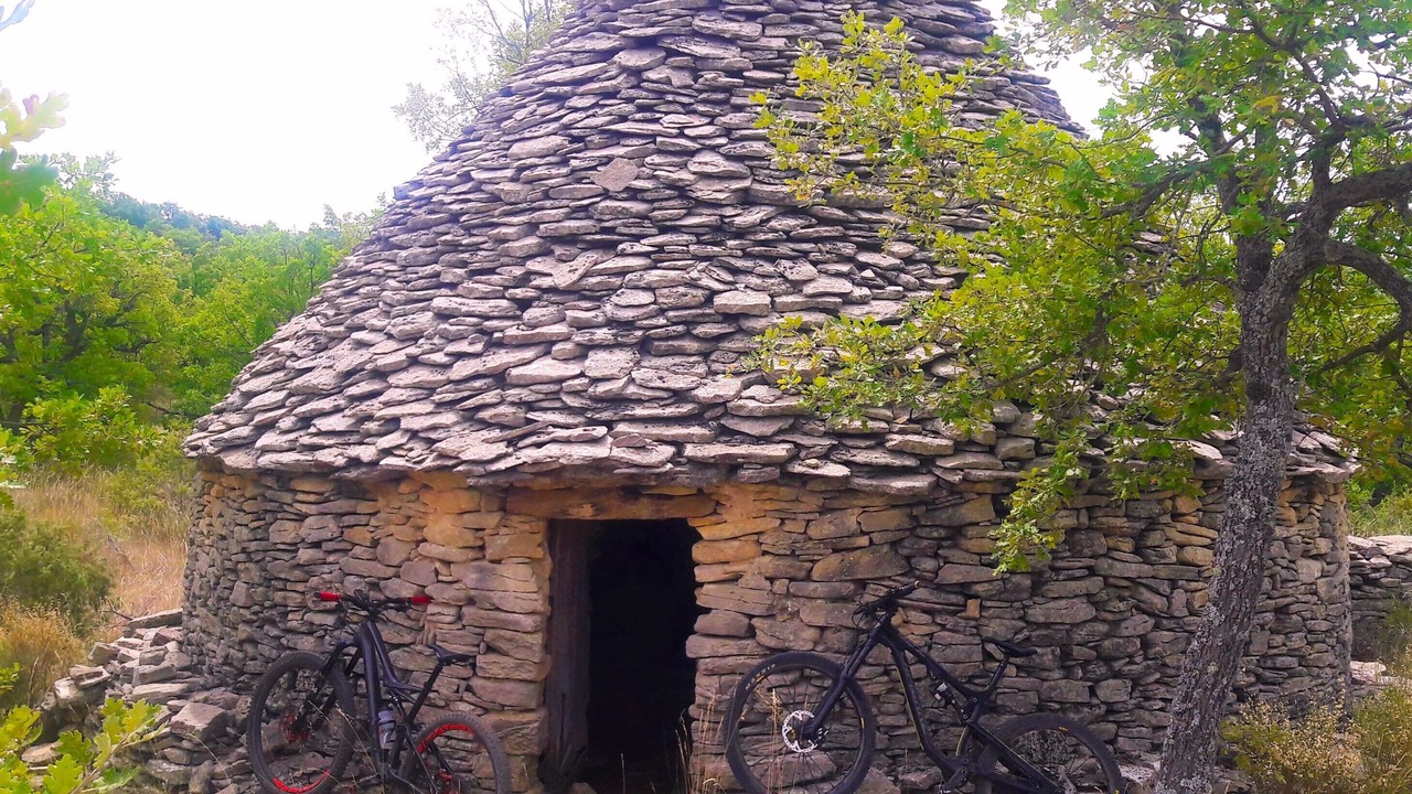 Photo of Outdoor in Limans