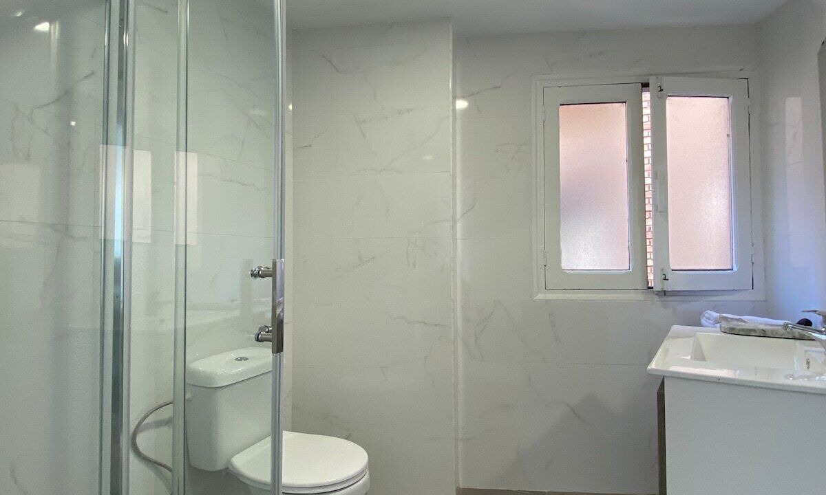 Photo of Bathroom in Toledo City Center