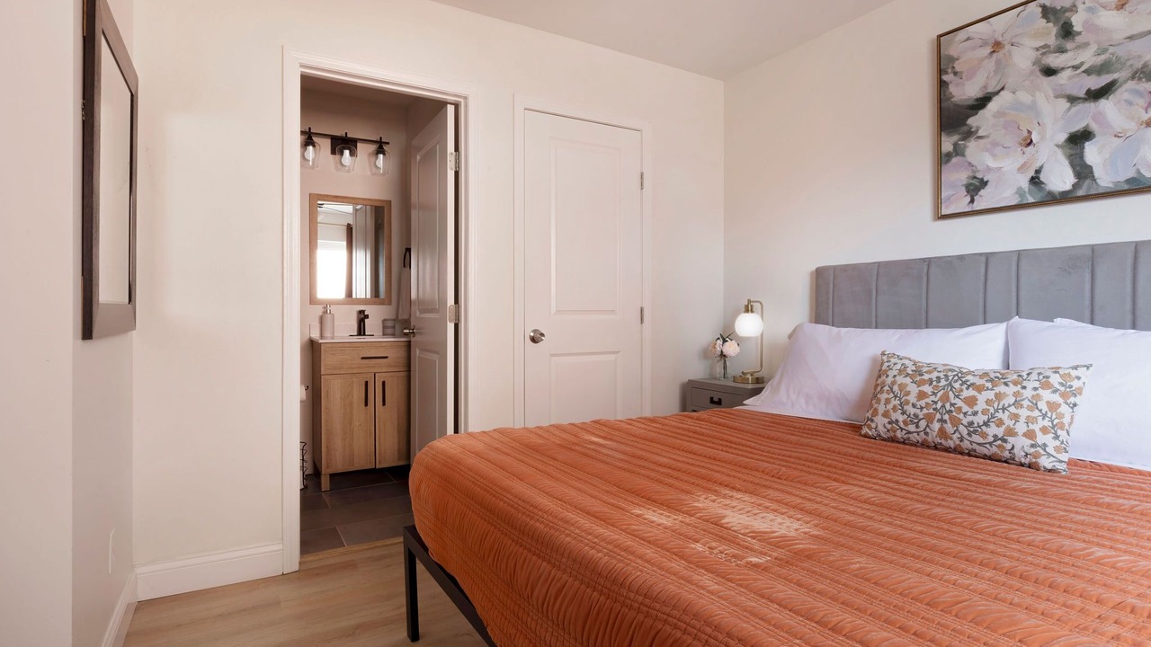 Photo of Bedroom in Tower Grove East