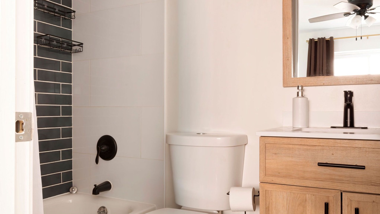 Photo of Bathroom in Tower Grove East