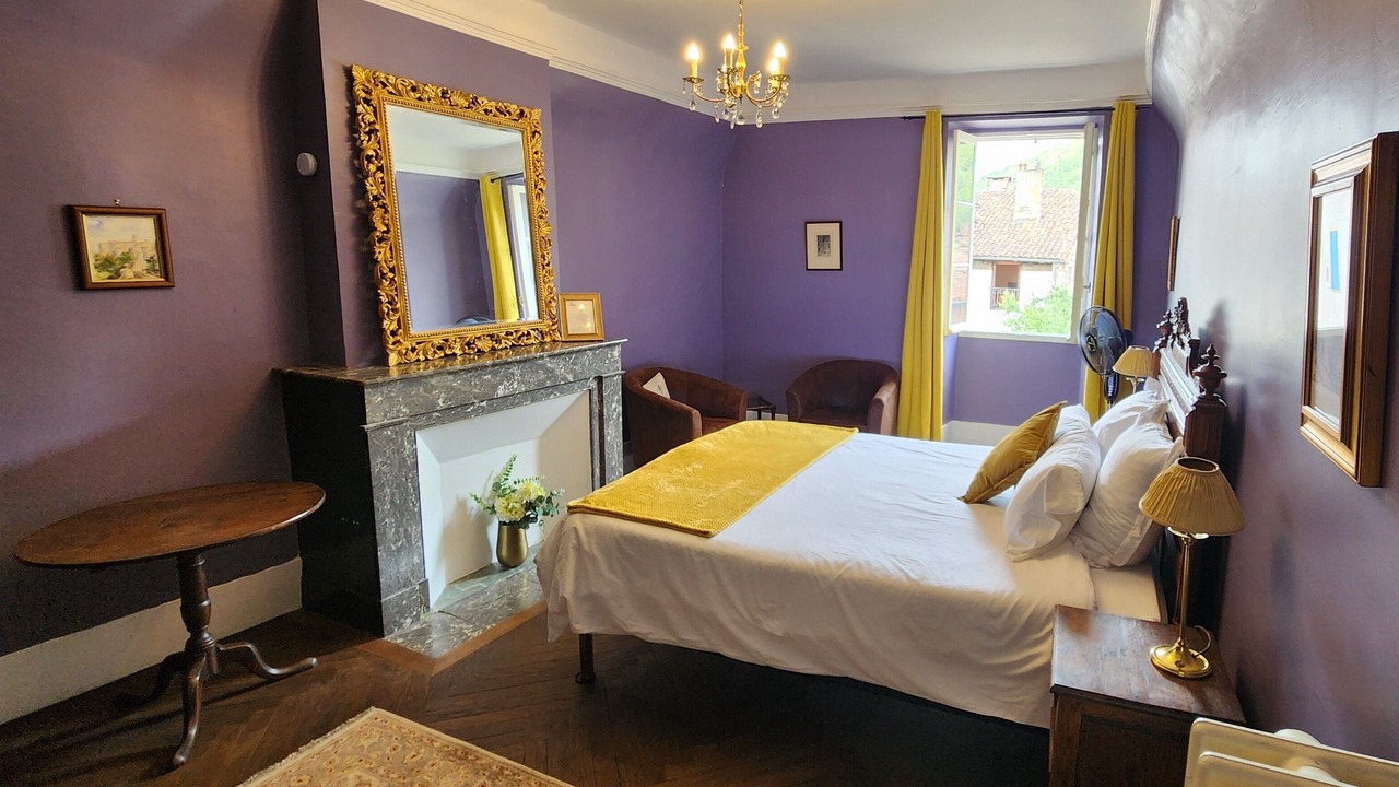 Photo of Bedroom in Saint-Antonin Noble Val