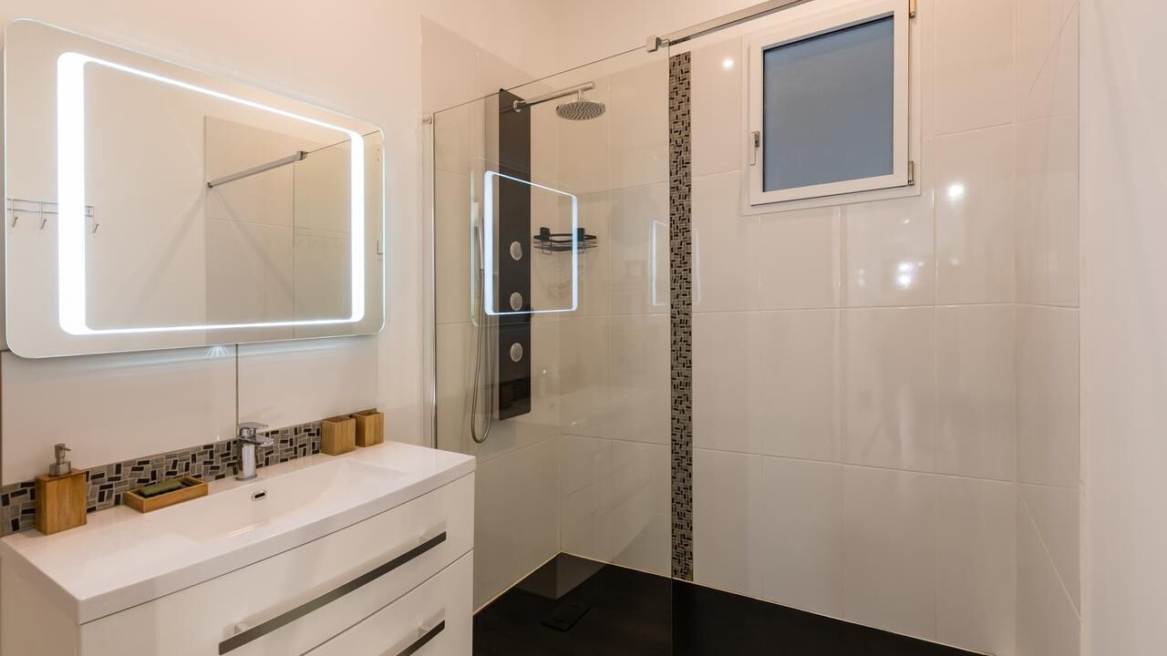 Photo of Bathroom in Salavas