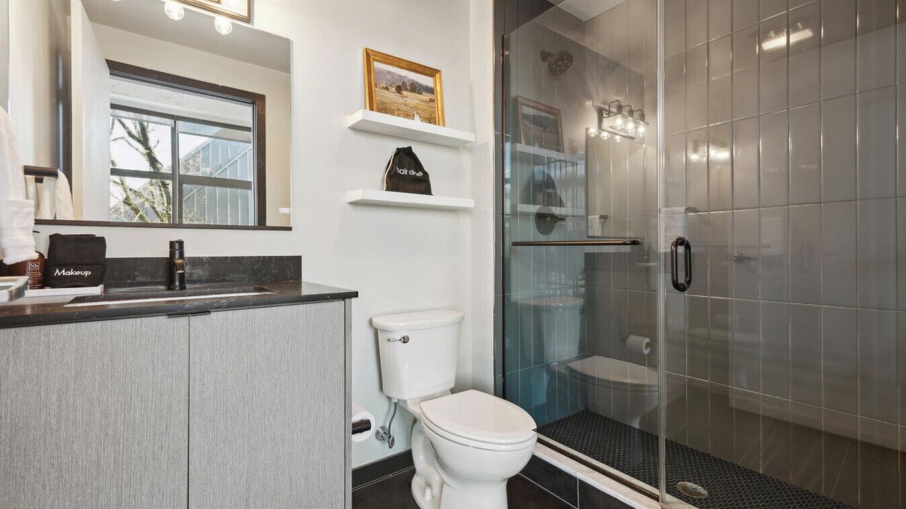 Photo of Bathroom in Fairmount