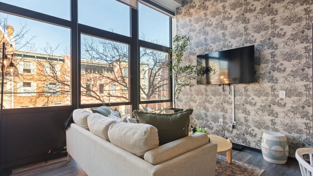 Photo of Livingroom in Fairmount