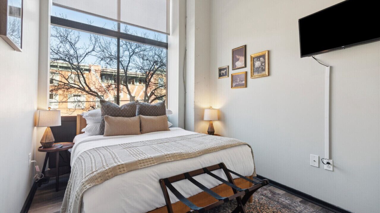 Photo of Bedroom in Fairmount