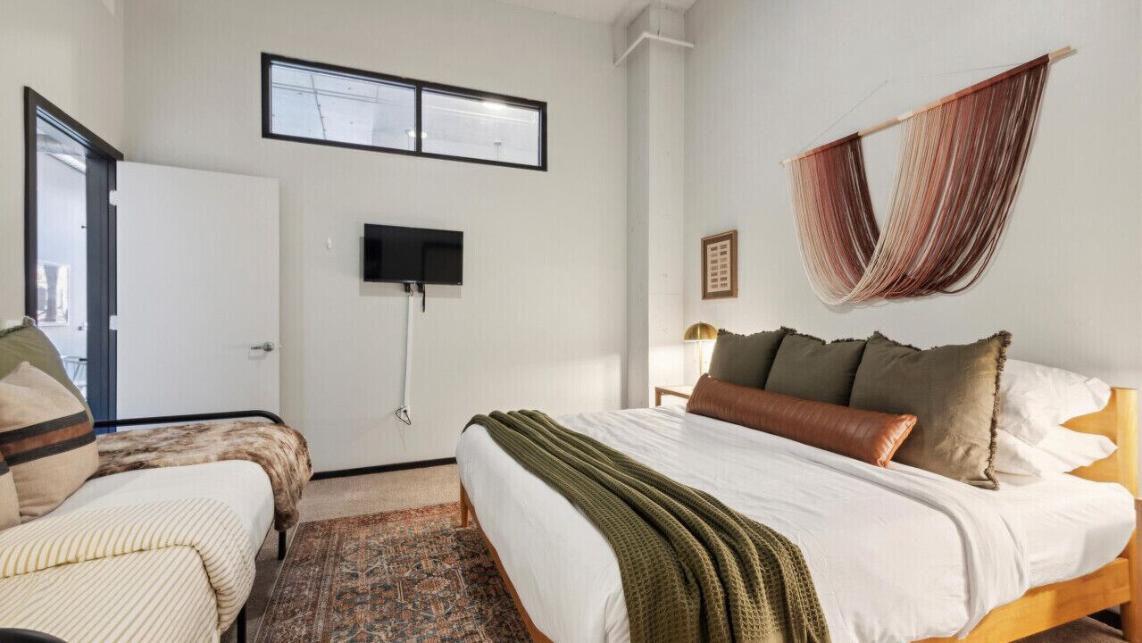 Photo of Bedroom in Fairmount