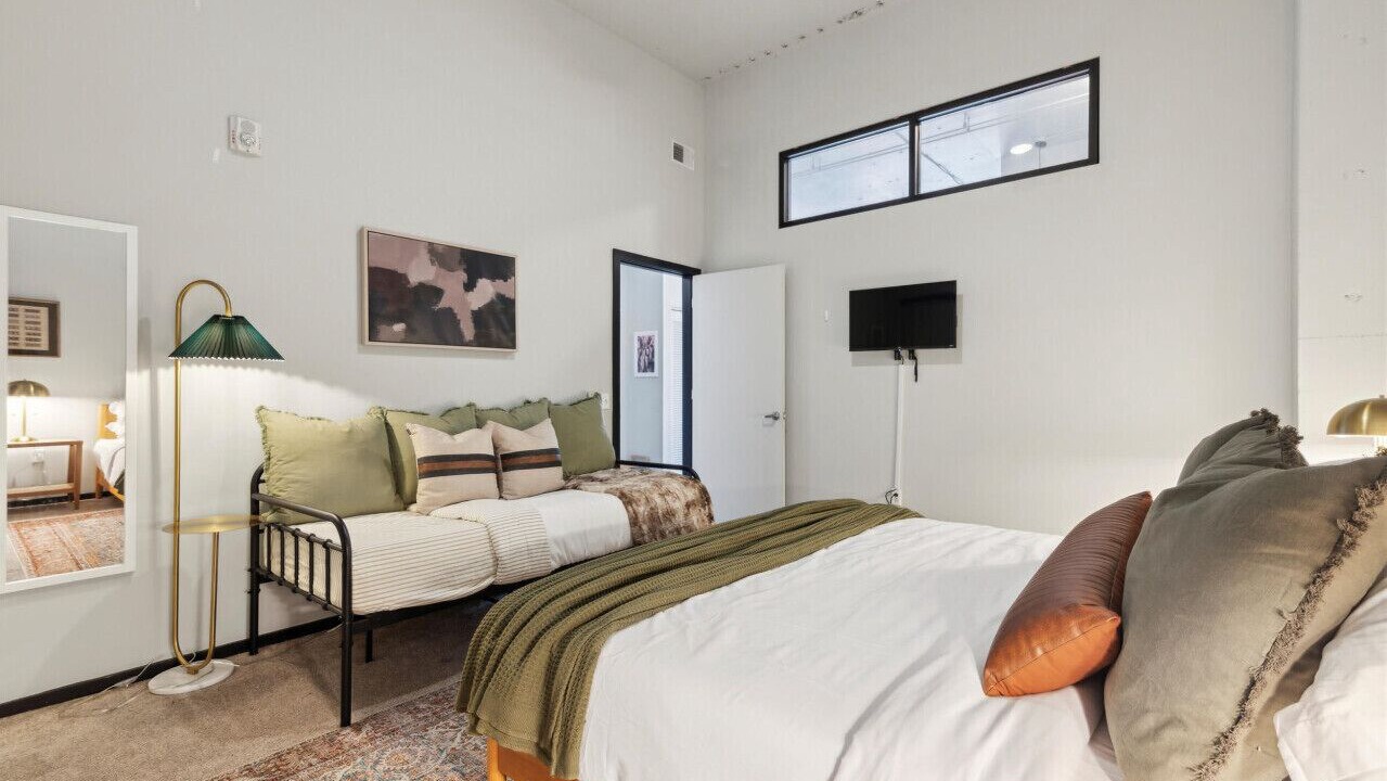 Photo of Bedroom in Fairmount