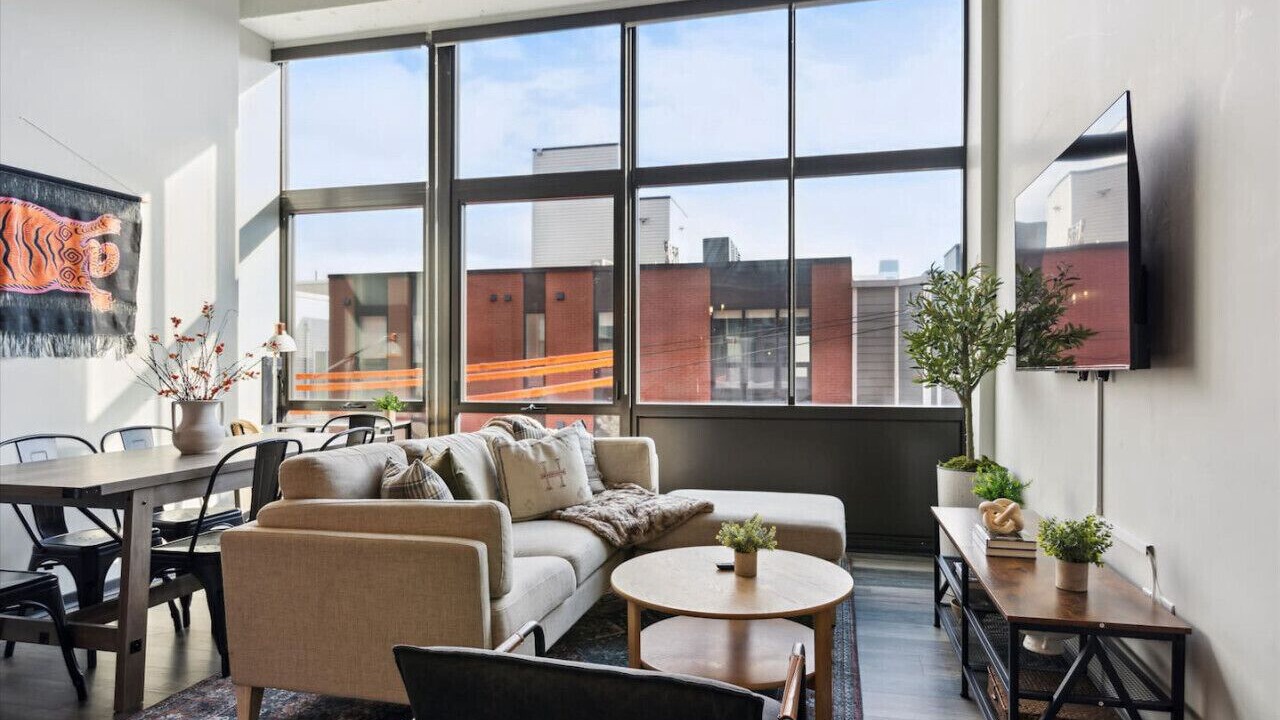 Photo of Livingroom in Fairmount