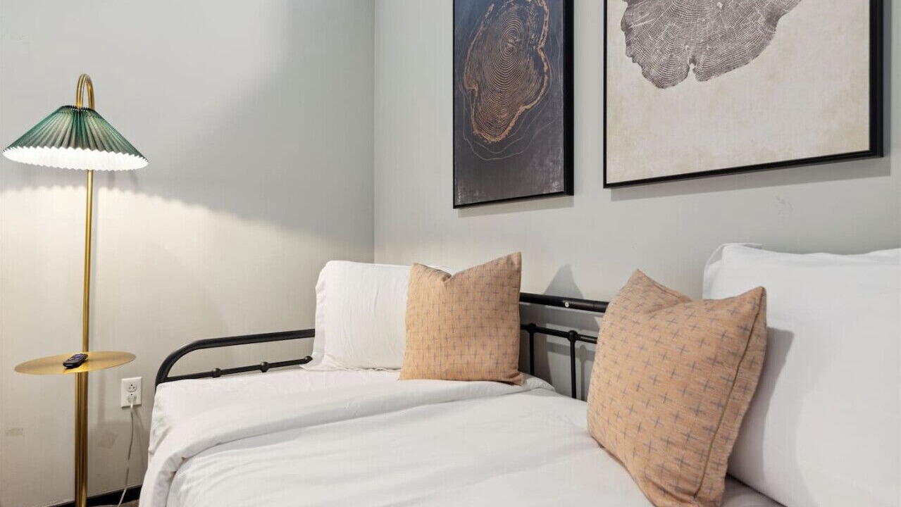 Photo of Bedroom in Fairmount