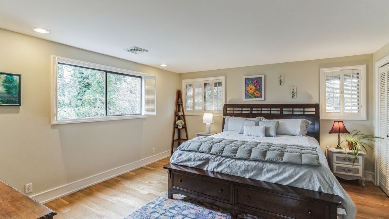 Photo of Others in Cal Young