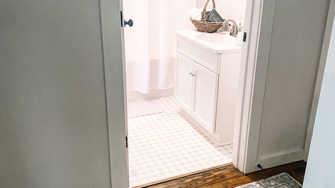 Photo of Bathroom in Hattiesburg