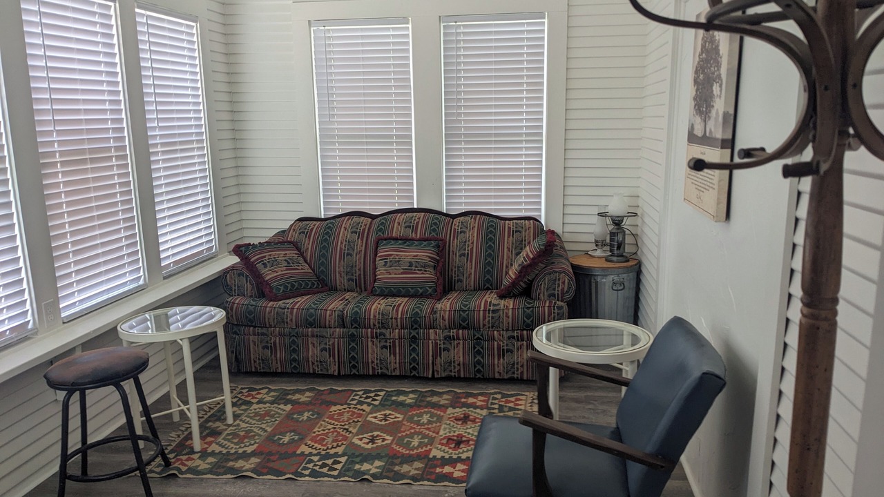Photo of Livingroom in Junction