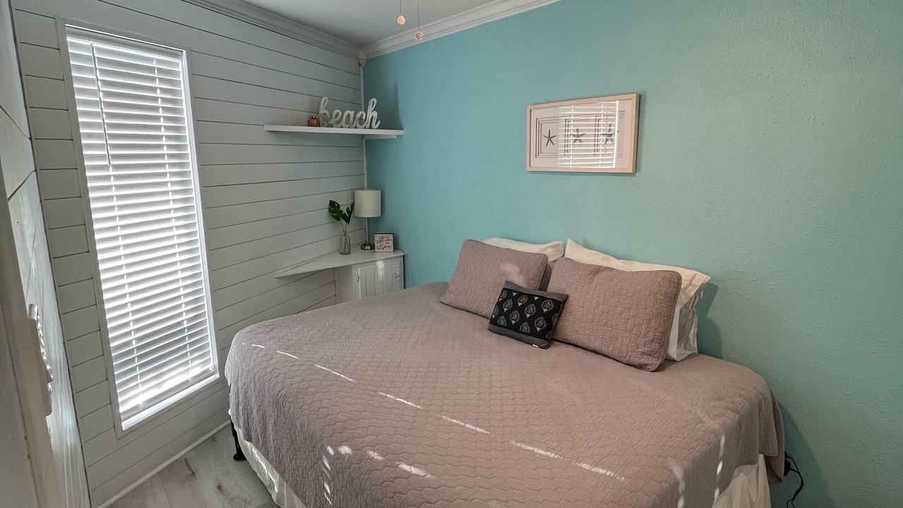 Photo of Bedroom in North Beach