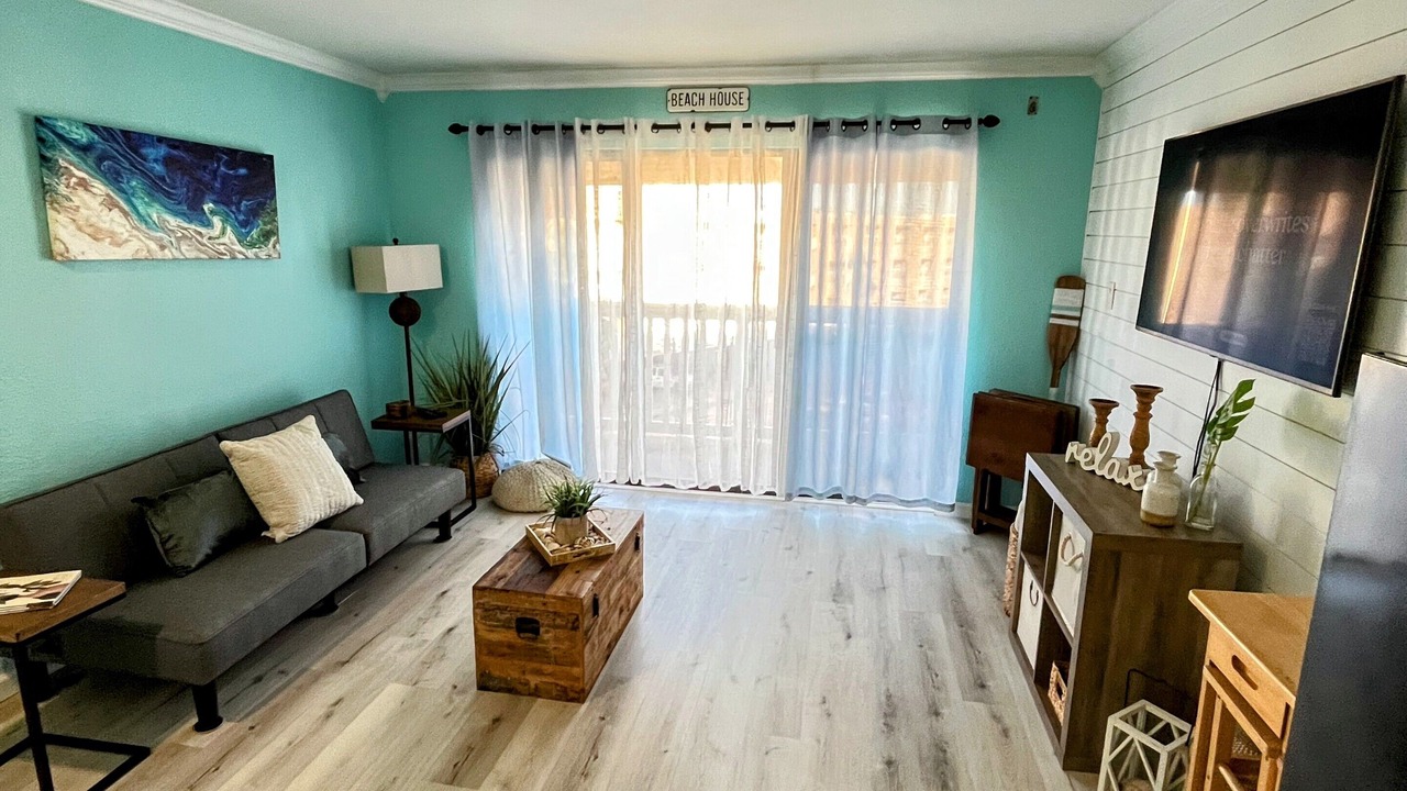 Photo of Livingroom in North Beach