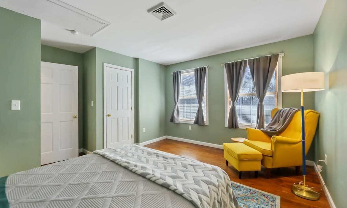 Photo of Others in Pownal