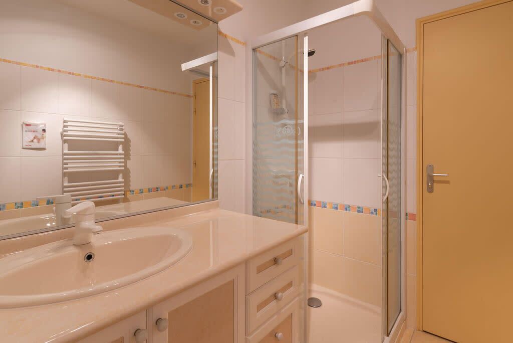 Photo of Bathroom in La Plaine-sur-Mer