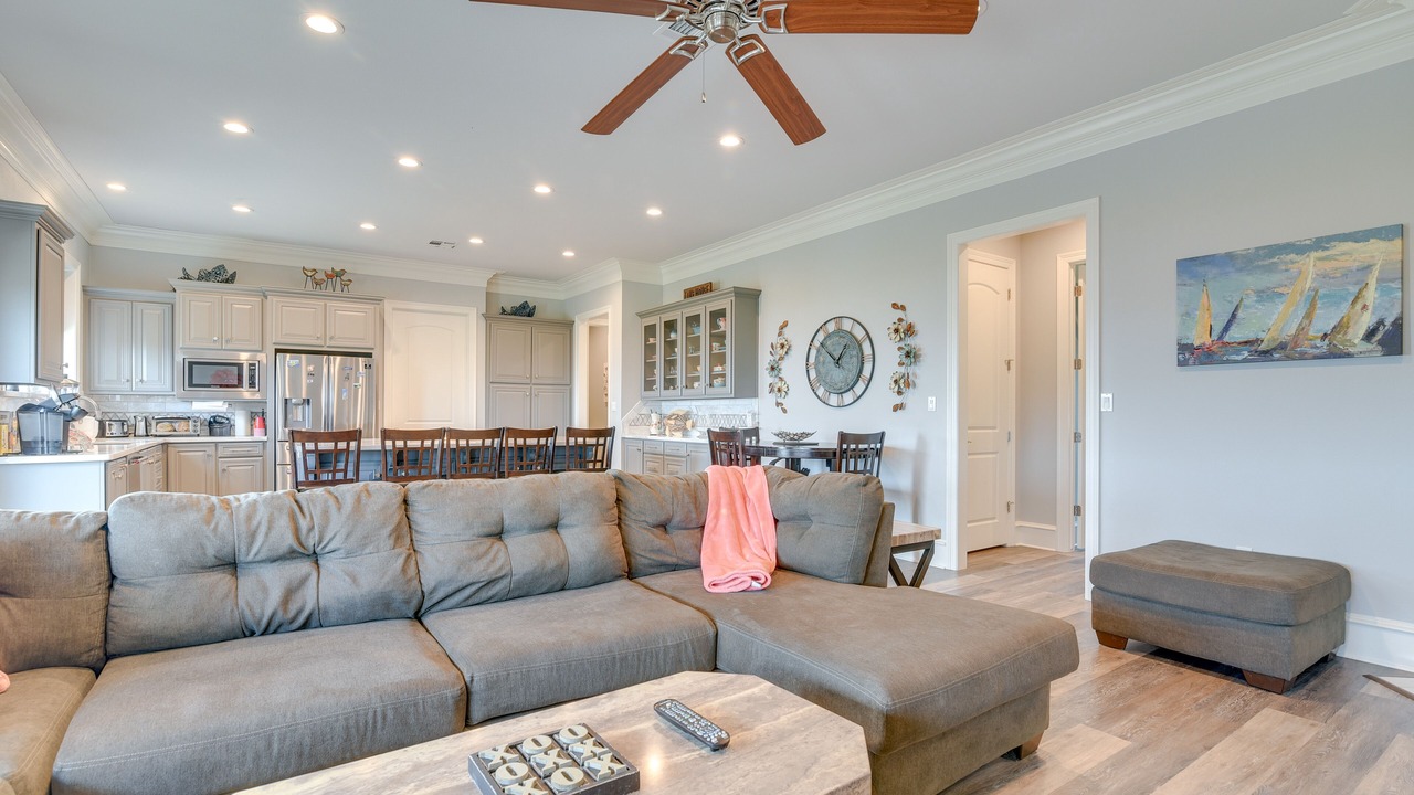 Photo of Bedroom in Lakeview  Jefferson County
