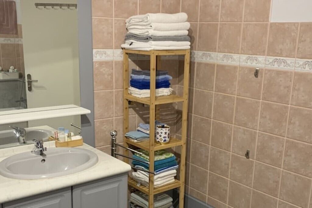 Photo of Bathroom in Verton