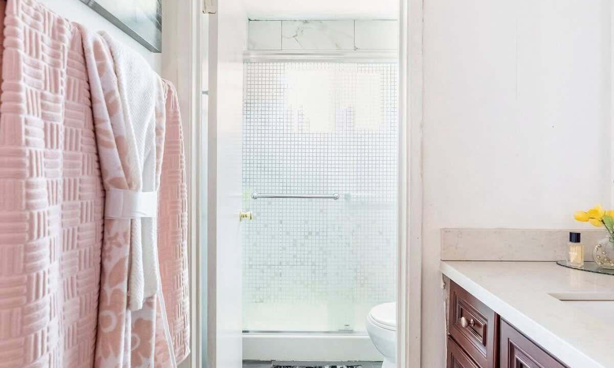 Photo of Bathroom in Southeastern Sacramento