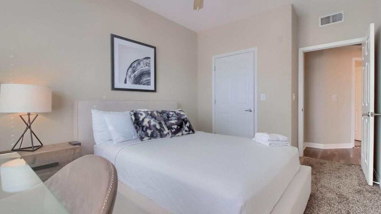 Photo of Bedroom in West Campus