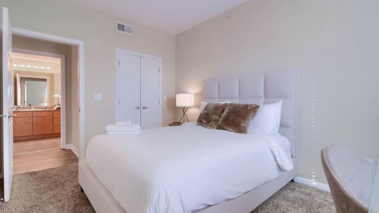 Photo of Bedroom in West Campus