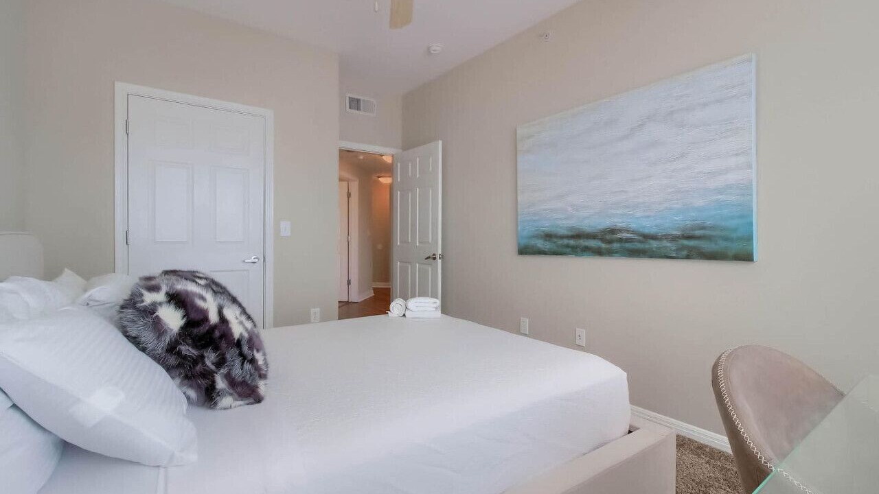Photo of Bedroom in West Campus