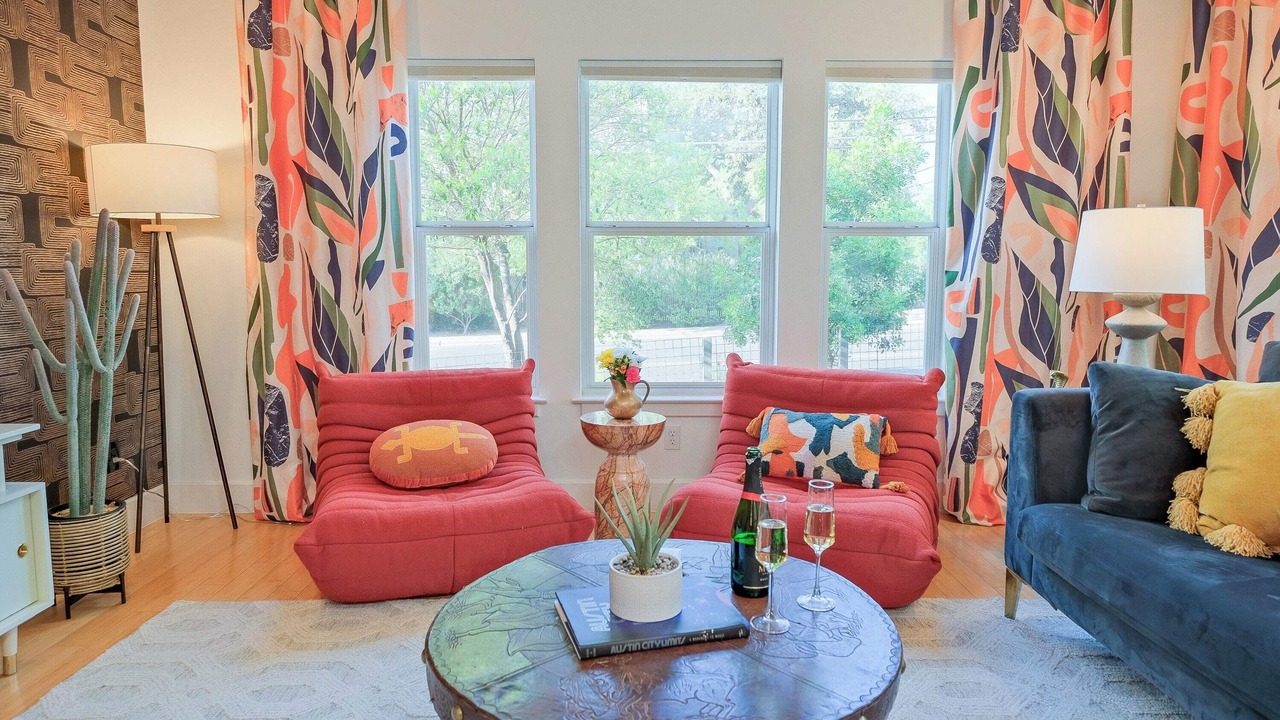 Photo of Livingroom in Bouldin