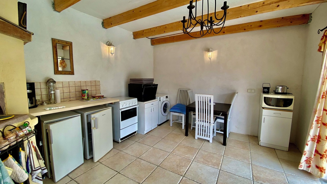 Photo of Kitchen in Alba-la-Romaine