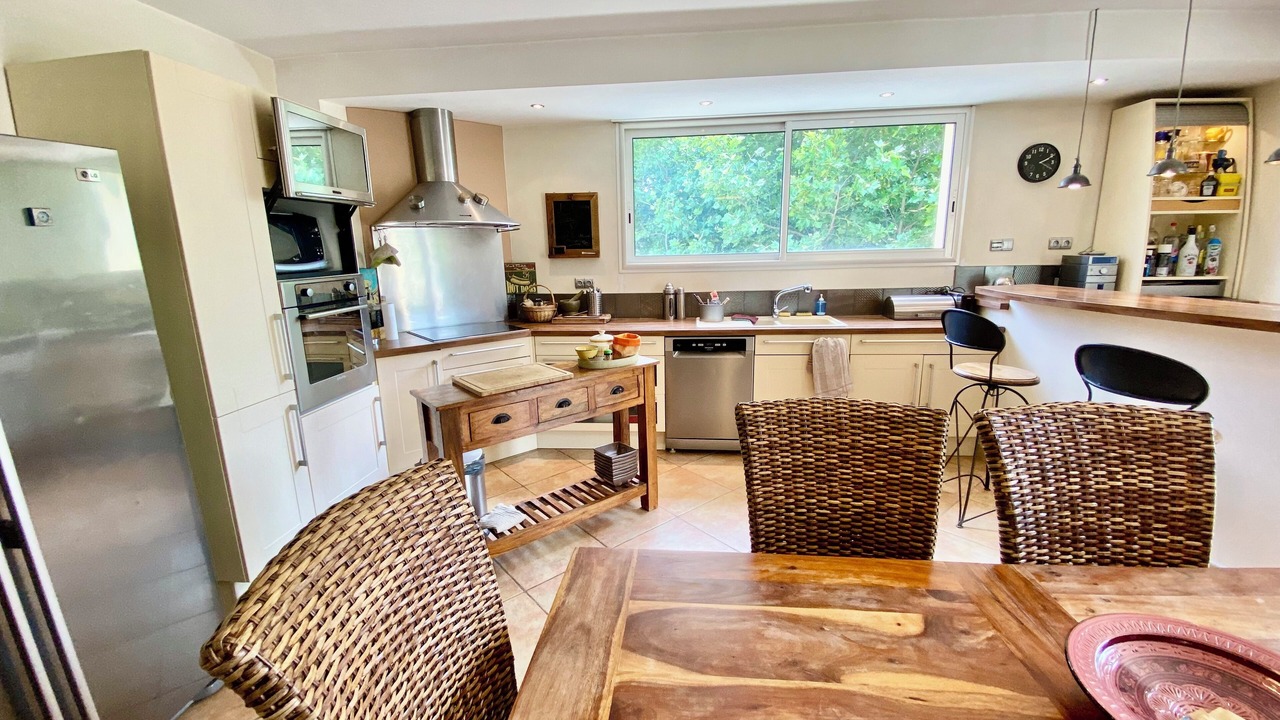 Photo of Kitchen in Alba-la-Romaine