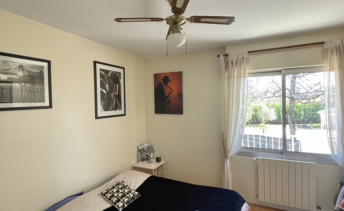 Photo of Bedroom in Saint-Yrieix-sur-Charente