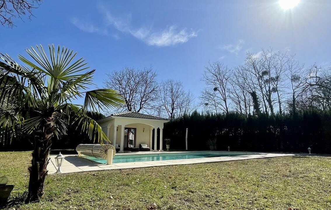 Photo of Outdoor in Saint-Yrieix-sur-Charente