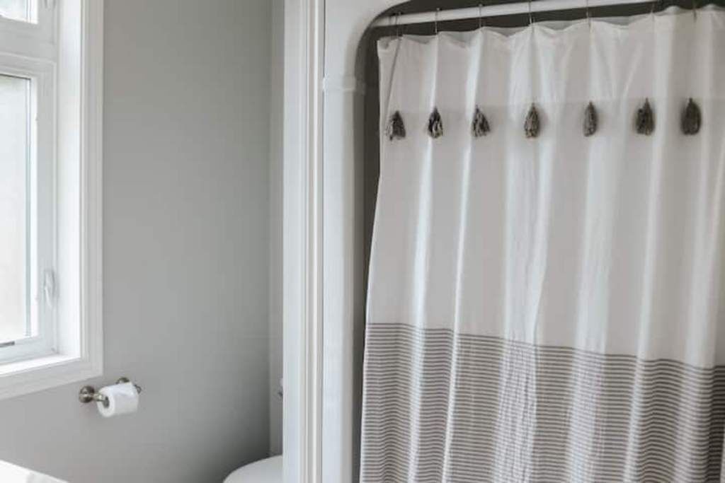 Photo of Bathroom in Utterson