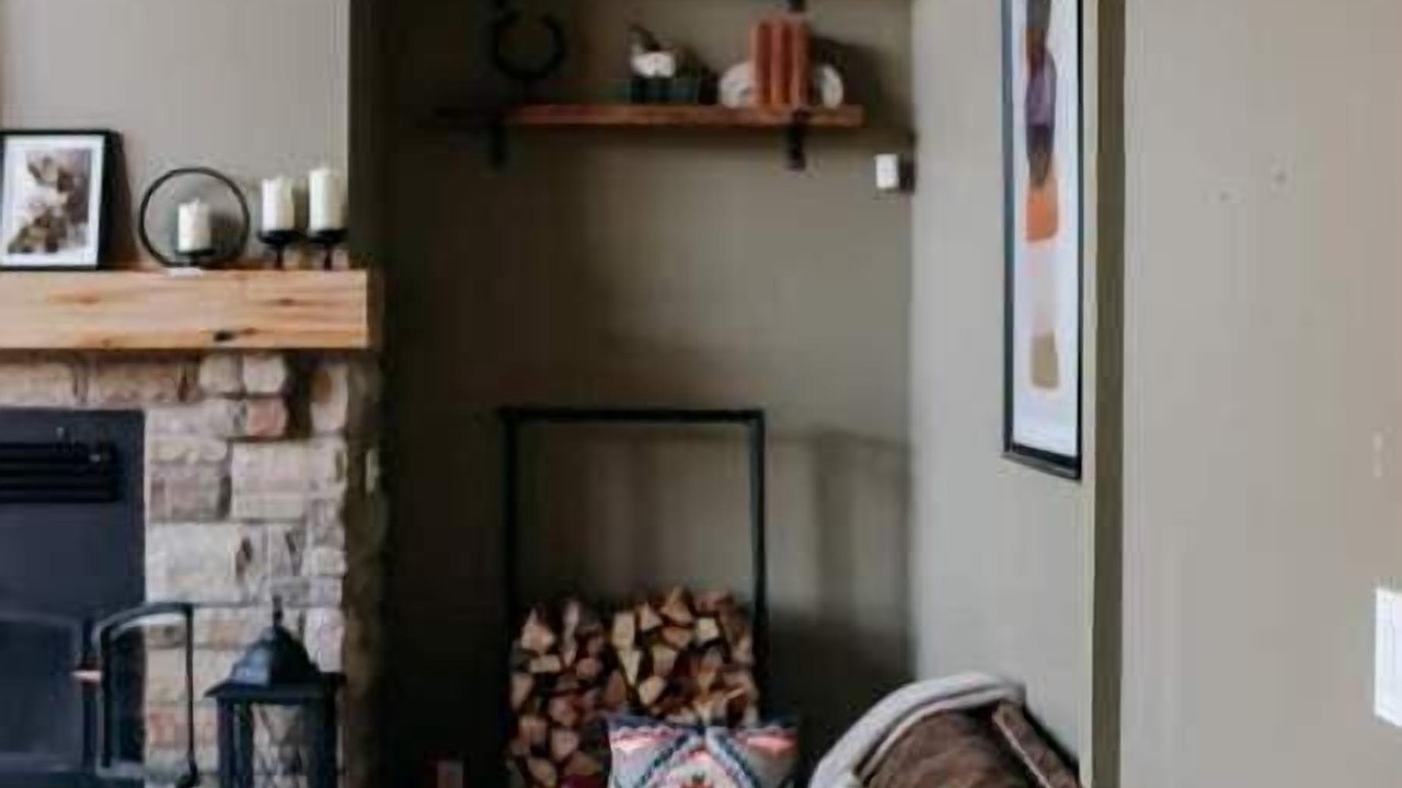 Photo of Livingroom in Utterson