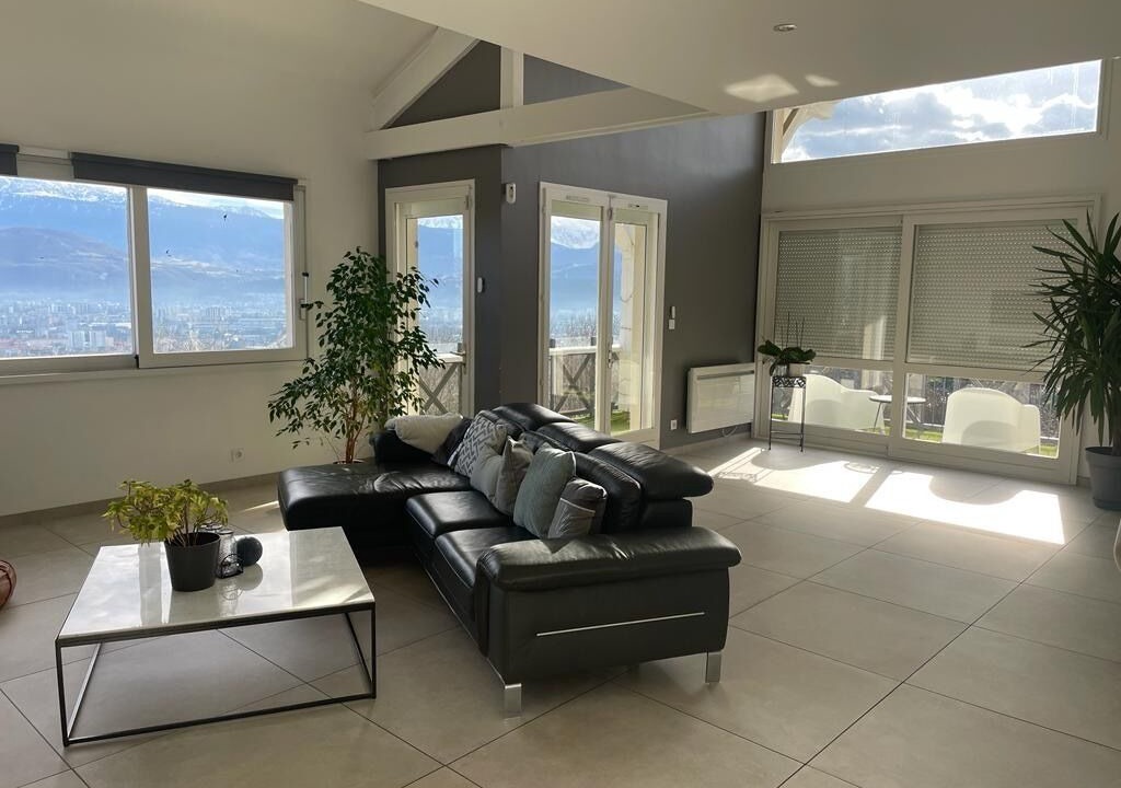 Photo of Livingroom in Seyssinet-Pariset