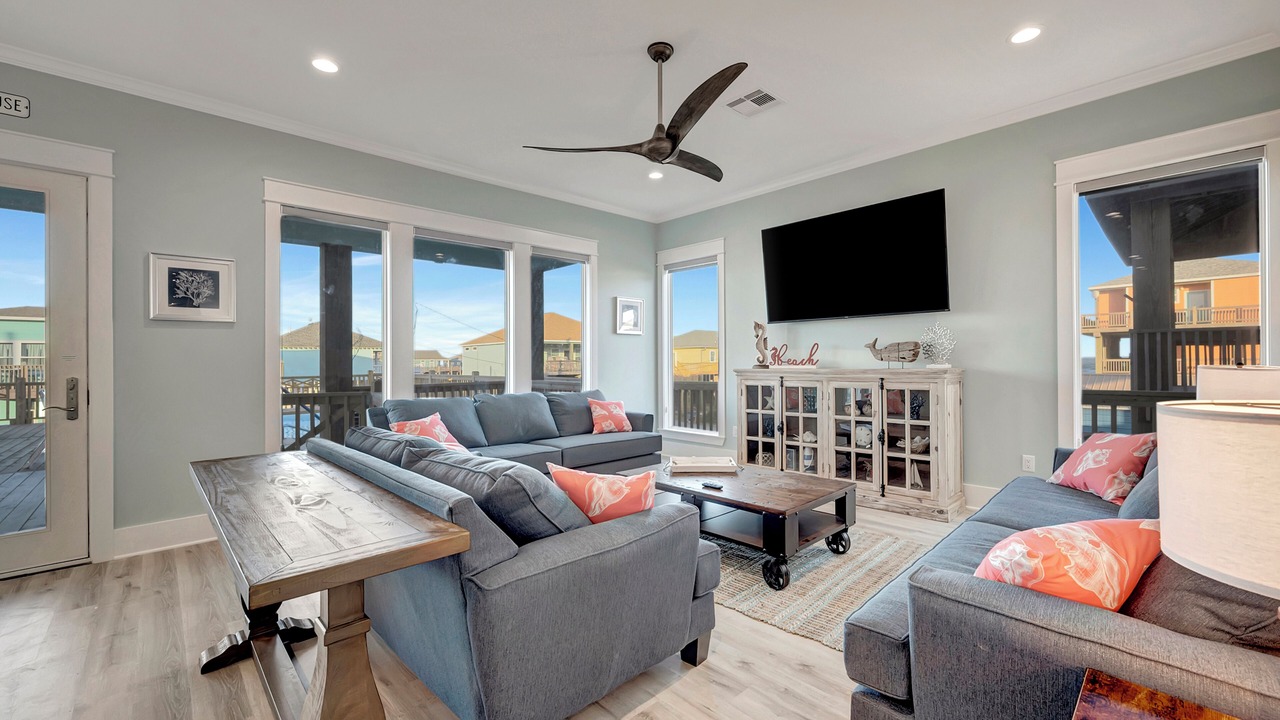 Photo of Livingroom in Crystal Beach