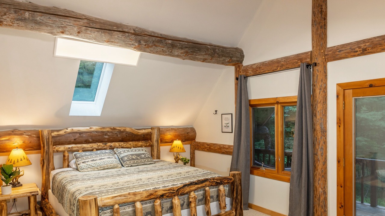 Photo of Bedroom in Homer
