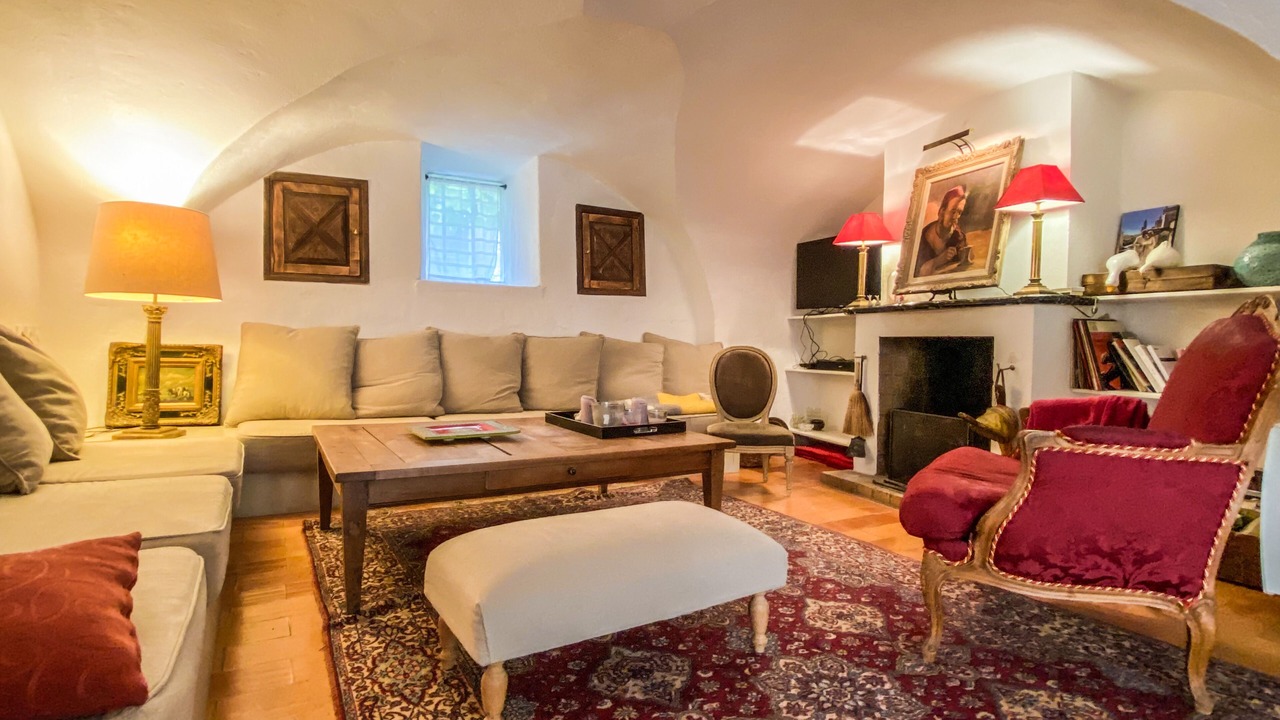 Photo of Livingroom in Belvezet