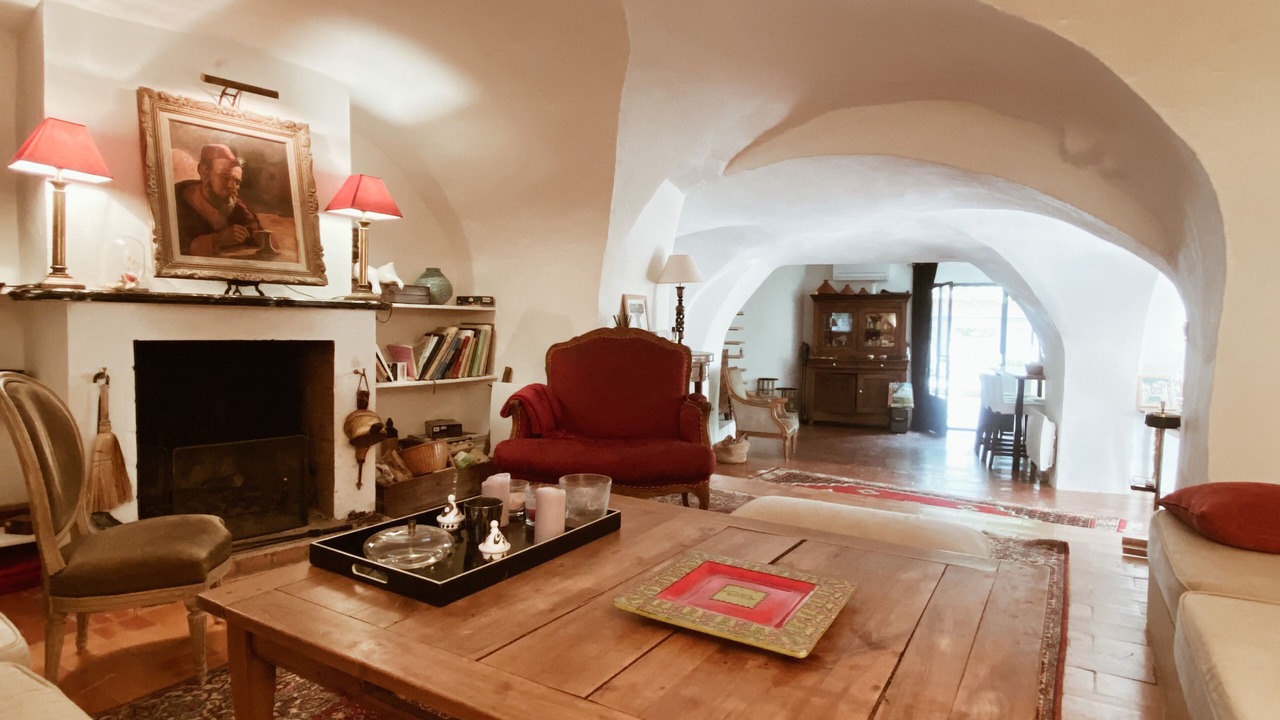 Photo of Livingroom in Belvezet