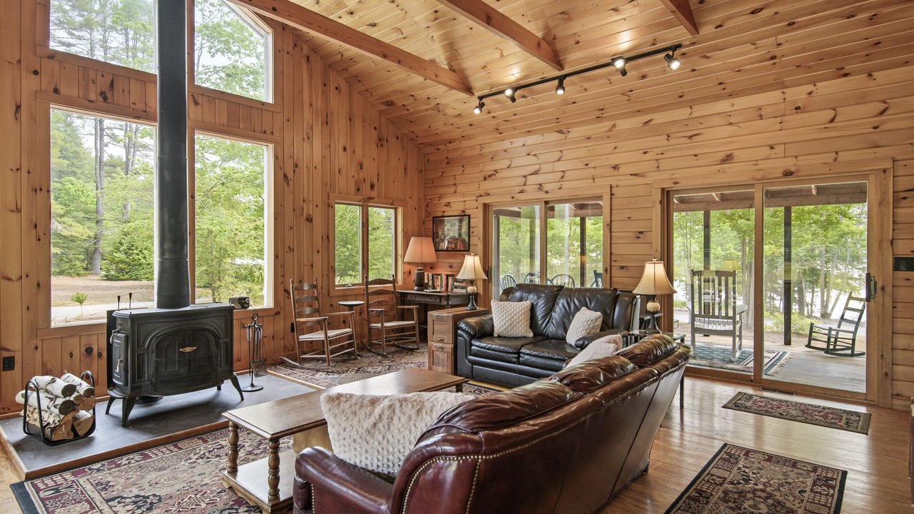 Photo of Livingroom in Severance