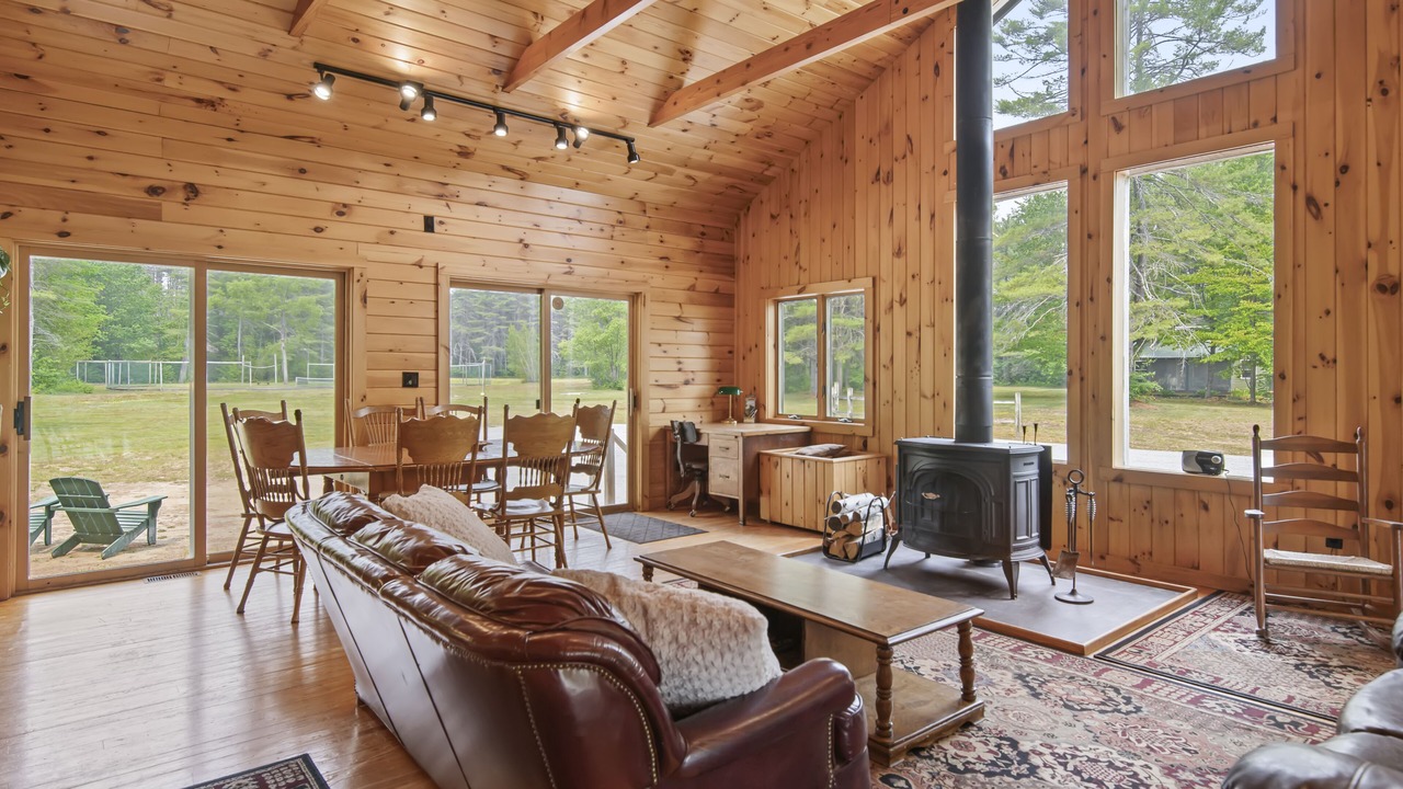 Photo of Livingroom in Severance